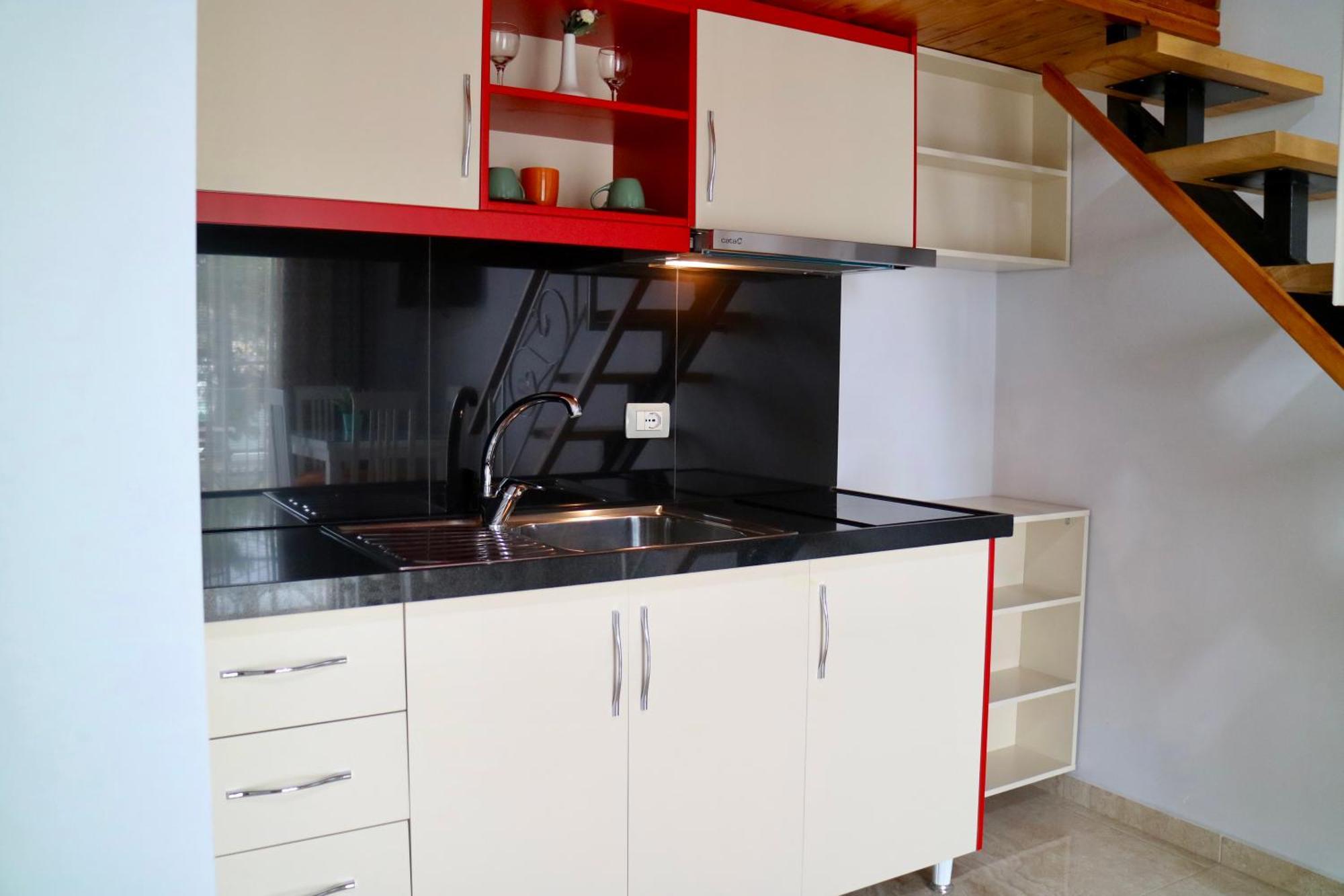 סרנדה Crown Deluxe Apartments מראה חיצוני תמונה