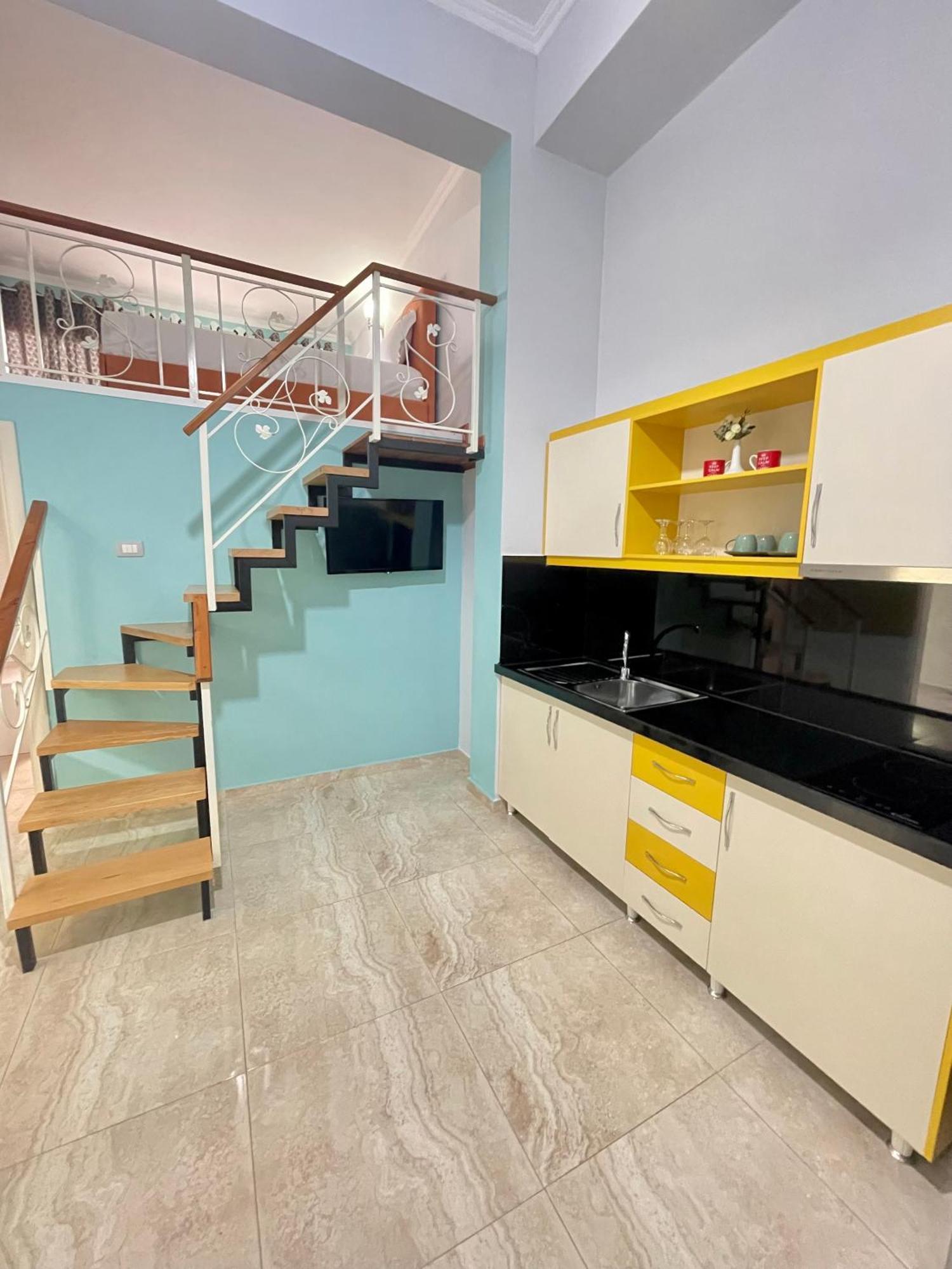 סרנדה Crown Deluxe Apartments מראה חיצוני תמונה