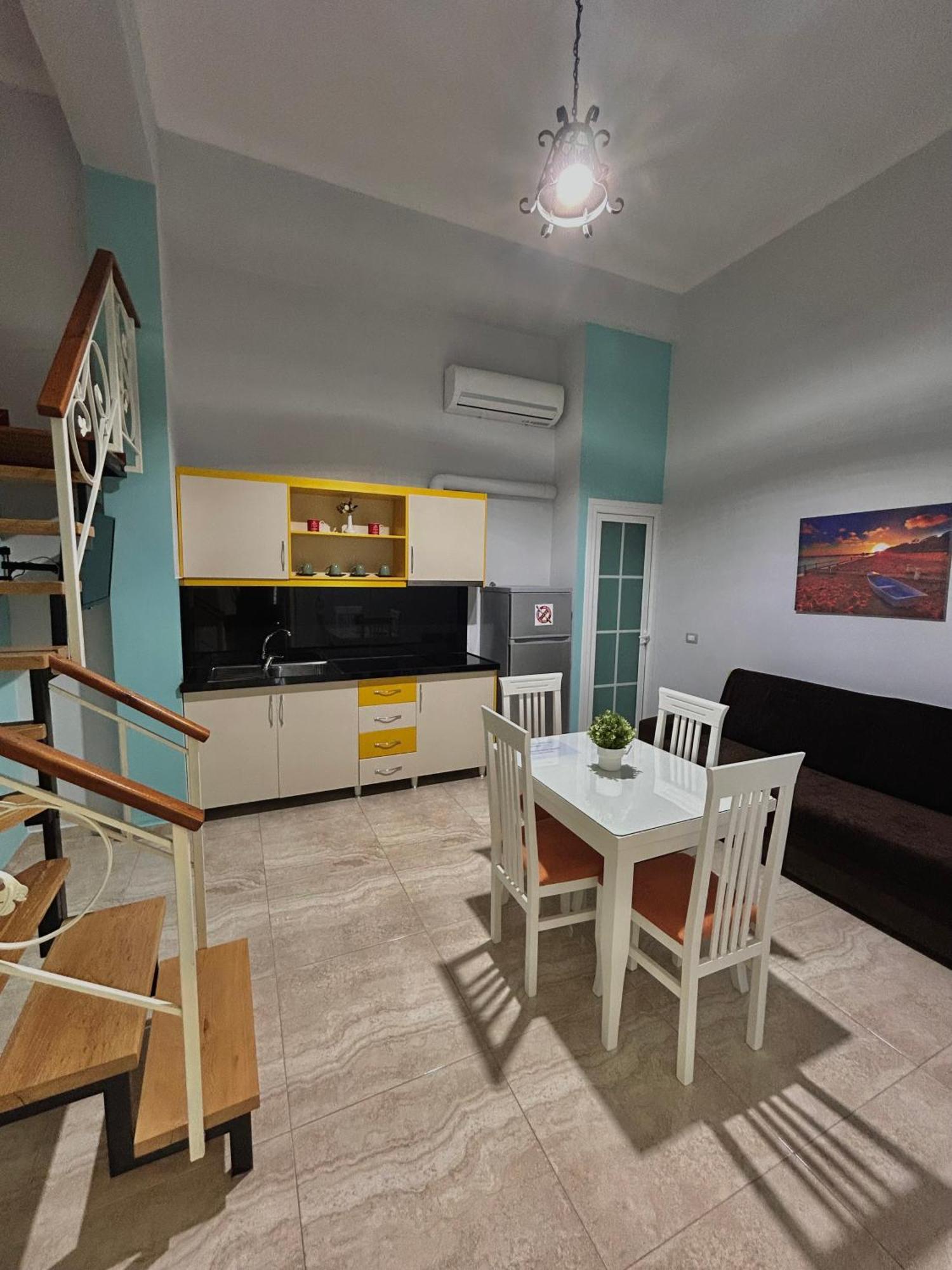 סרנדה Crown Deluxe Apartments מראה חיצוני תמונה